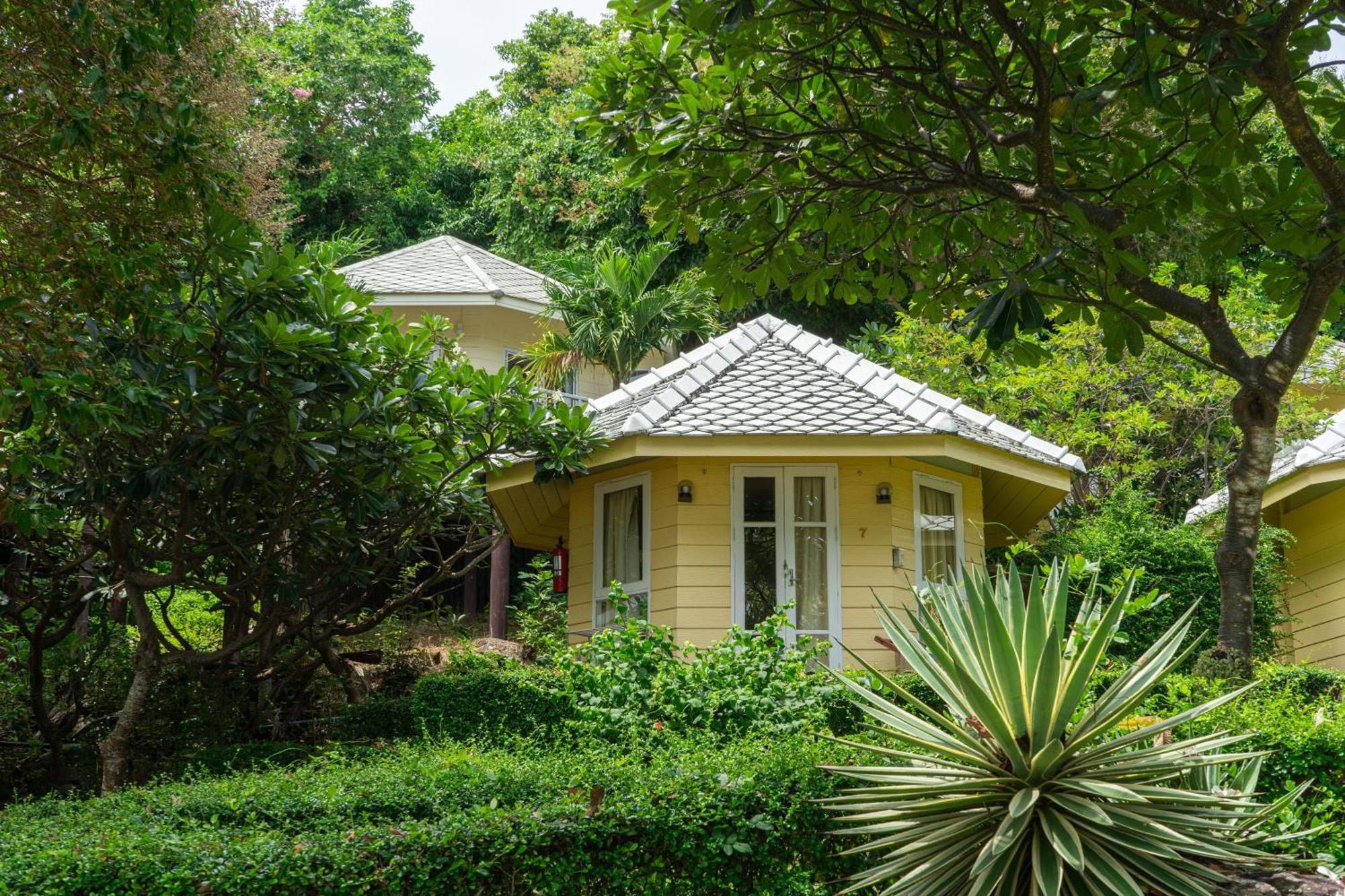Nimmanoradee Resort Koh Samet Exteriör bild